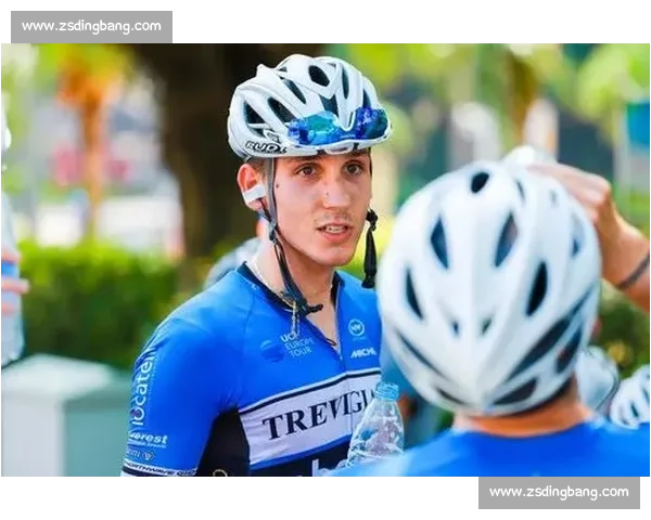 保龄球比赛精彩回顾与技巧分享 探讨比赛策略和提高技巧的有效方法